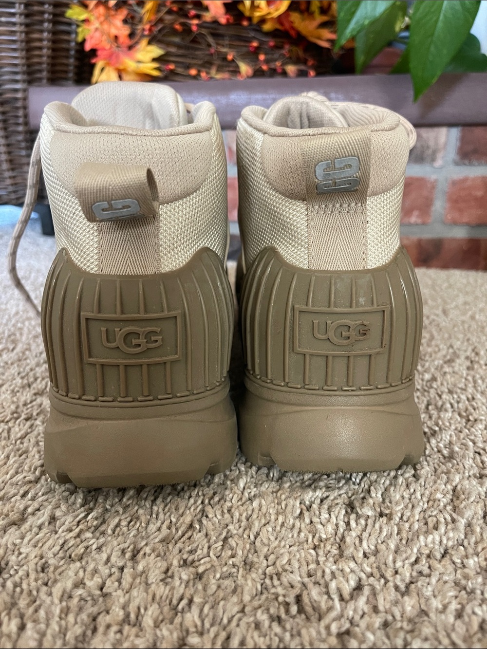 UGG Kids Tan Waterproof Duck Boots - Light Beige Upper